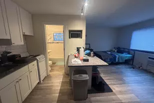 944 N 20th St, Milwaukee, WI 53233 - Photo 5