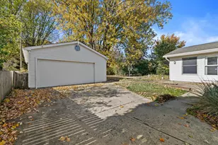 3430 Spruce St, Racine, WI 53403 - Photo 29