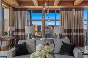 541 E Erie St, Milwaukee, WI 53202 - Photo 3