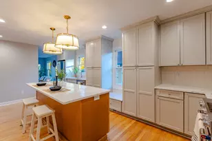 8201 N Whitney Rd, Fox Point, WI 53217 - Photo 17