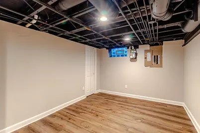 8201 N Whitney Rd, Fox Point, WI 53217 - Photo 27