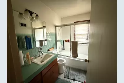 5494 N 12th St, Milwaukee, WI 53209 - Photo 11