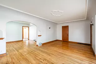 3713 W Capitol Dr, Milwaukee, WI 53216 - Photo 17