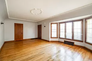 3713 W Capitol Dr, Milwaukee, WI 53216 - Photo 5