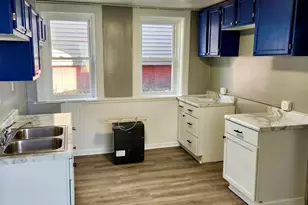 1813 W Burnham St, Milwaukee, WI 53204 - Photo 3