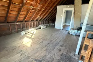 1813 W Burnham St, Milwaukee, WI 53204 - Photo 21