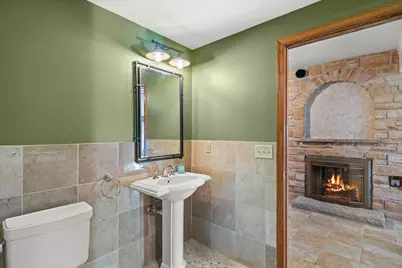 N44W25902  Lindsay Rd, Pewaukee, WI 53072 - Photo 63