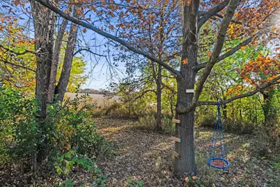 N44W25902  Lindsay Rd, Pewaukee, WI 53072 - Photo 81