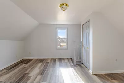 3863 E Squire Ave, Cudahy, WI 53110 - Photo 23