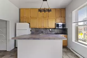 958 N 27th St, Milwaukee, WI 53208 - Photo 13