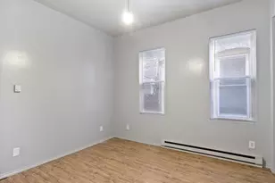 958 N 27th St, Milwaukee, WI 53208 - Photo 23