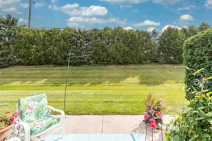 266 Hartford Square, Hartford, WI 53027 - Photo 23