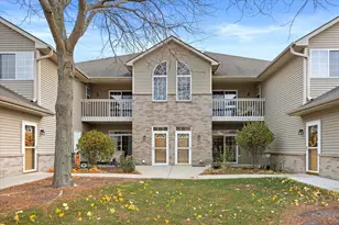 4787 W Maple Leaf Cir, Greenfield, WI 53220 - Photo 31