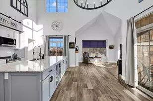 14900 W Wilbur Dr, New Berlin, WI 53151 - Photo 5