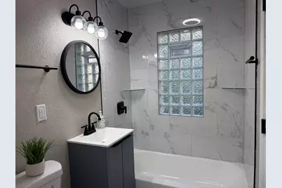 4204 W Sheridan Ave, Milwaukee, WI 53209 - Photo 11