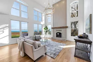 17707 Lakeshore Rd, Two Creeks, WI 54241 - Photo 7