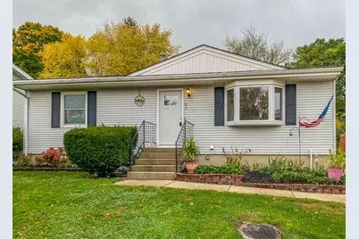 808  Birchwood Dr, Beaver Dam, WI 53916 - Photo 1