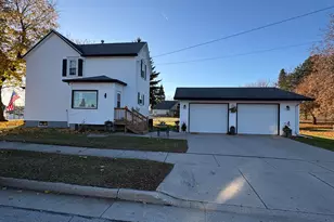 351 Randolph St, Mishicot, WI 54228 - Photo 21