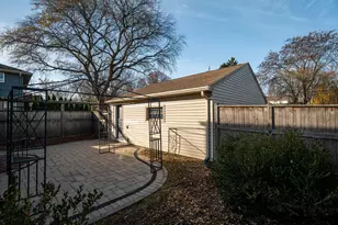 8031 N Whitney Rd, Fox Point, WI 53217 - Photo 25