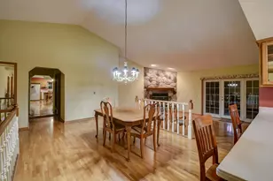 2214 Willowbrook Dr, West Bend, WI 53090 - Photo 5