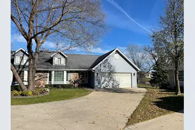 2214  Willowbrook Dr, West Bend, WI 53090 - Photo 21