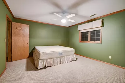 2214  Willowbrook Dr, West Bend, WI 53090 - Photo 13