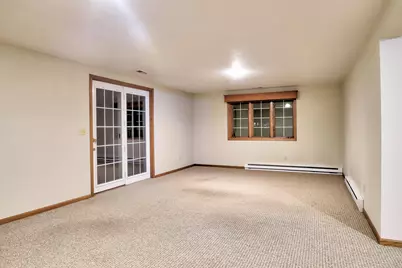 2214  Willowbrook Dr, West Bend, WI 53090 - Photo 11