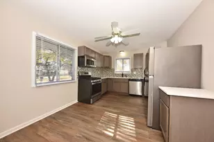 8271 N 106th St, Milwaukee, WI 53224 - Photo 9