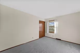 214 S Regis Rd, Saukville, WI 53080 - Photo 25