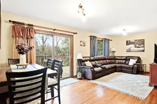 1713 Miller Ct, Lake Geneva, WI 53147 - Photo 9