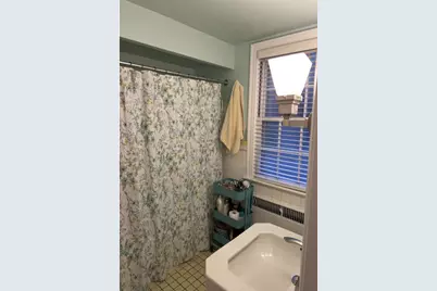 2036 N Lake Dr, Milwaukee, WI 53202 - Photo 19