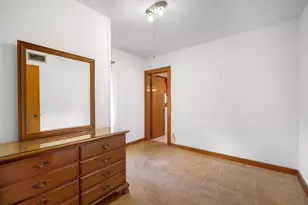 W148N7311 Woodland Dr, Menomonee Falls, WI 53051 - Photo 13