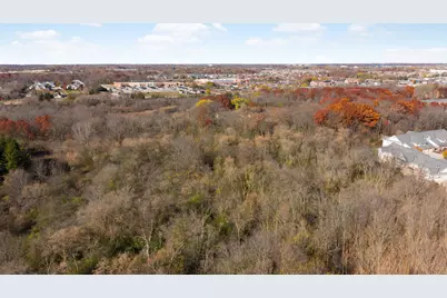 9080 S Howell Ave, Oak Creek, WI 53154 - Photo 11