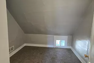 5301 N 38th St, Milwaukee, WI 53209 - Photo 9