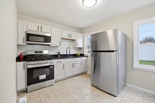 3236 N 60th St, Milwaukee, WI 53216 - Photo 5