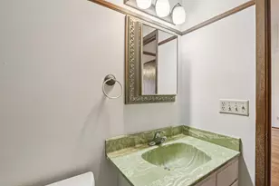 11937 W Appleton Ave, Milwaukee, WI 53224 - Photo 17