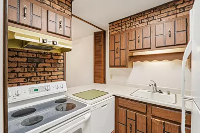 11937 W Appleton Ave #20, Milwaukee, WI 53224 - Photo 13