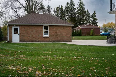 715 E College Ave, Waukesha, WI 53186 - Photo 25