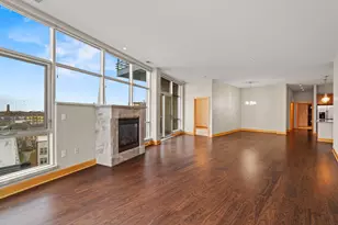 1111 N Marshall St, Milwaukee, WI 53202 - Photo 7