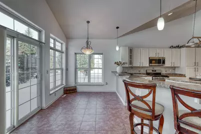 6958 S Craig Ct, Franklin, WI 53132 - Photo 3