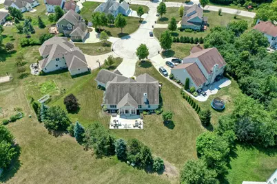 6958 S Craig Ct, Franklin, WI 53132 - Photo 59