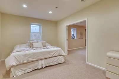 6958 S Craig Ct, Franklin, WI 53132 - Photo 45