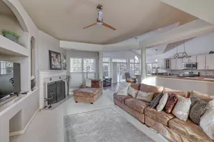 6958 S Craig Ct, Franklin, WI 53132 - Photo 13