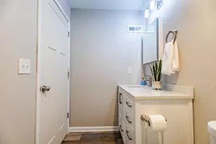 w198n5020 Hickory St, Menomonee Falls, WI 53051 - Photo 45