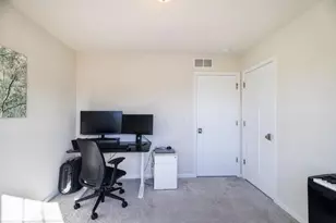 w198n5020 Hickory St, Menomonee Falls, WI 53051 - Photo 35