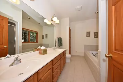 2436  Caribou Ln, Grafton, WI 53024 - Photo 17