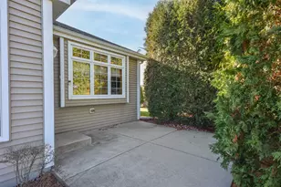 2436 Caribou Ln, Grafton, WI 53024 - Photo 21