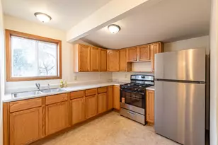 2042 Liberty St, La Crosse, WI 54603 - Photo 7