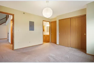 3646 E Barbara Ct #7, Oak Creek, WI 53154 - Photo 13