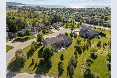 W5071  Cherrywood Ct, Sherwood, WI 54169 - Photo 5